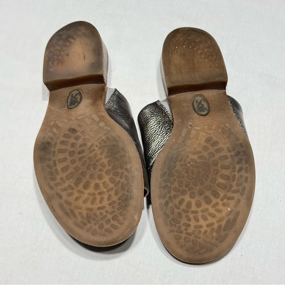 Sofft Pewter Metallic Leather Slides Women’s Size 6 - Picture 4 of 6